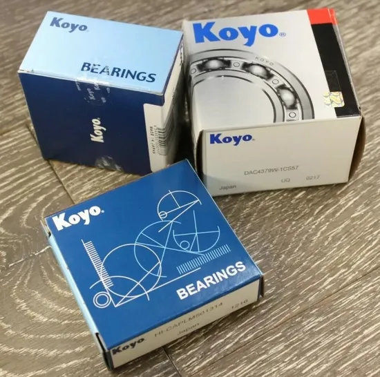 Koyo-Deep-Groove-Ball-Bearings-6203znr-17X40X12mm